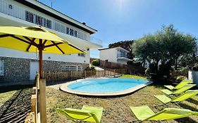 Casa De Vacaciones Moana Costabravasi